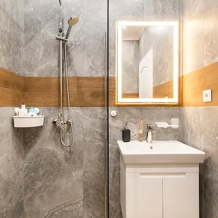 Stylish 1bdr *